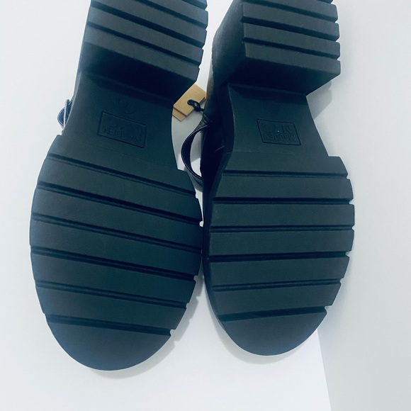 Steve Madden NYC Mary Jane Chunky platform heels, Black, buckle-New Size 9 - Picture 4 of 5
